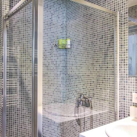 Appartement Lumineux Avec Terrasse Jardin Et Acces Piscine Villefranche-sur-Mer Zewnętrze zdjęcie